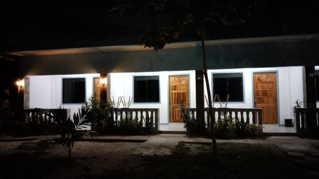Elen Inn - Malapascua Island Fan Room #1 Kültér fotó
